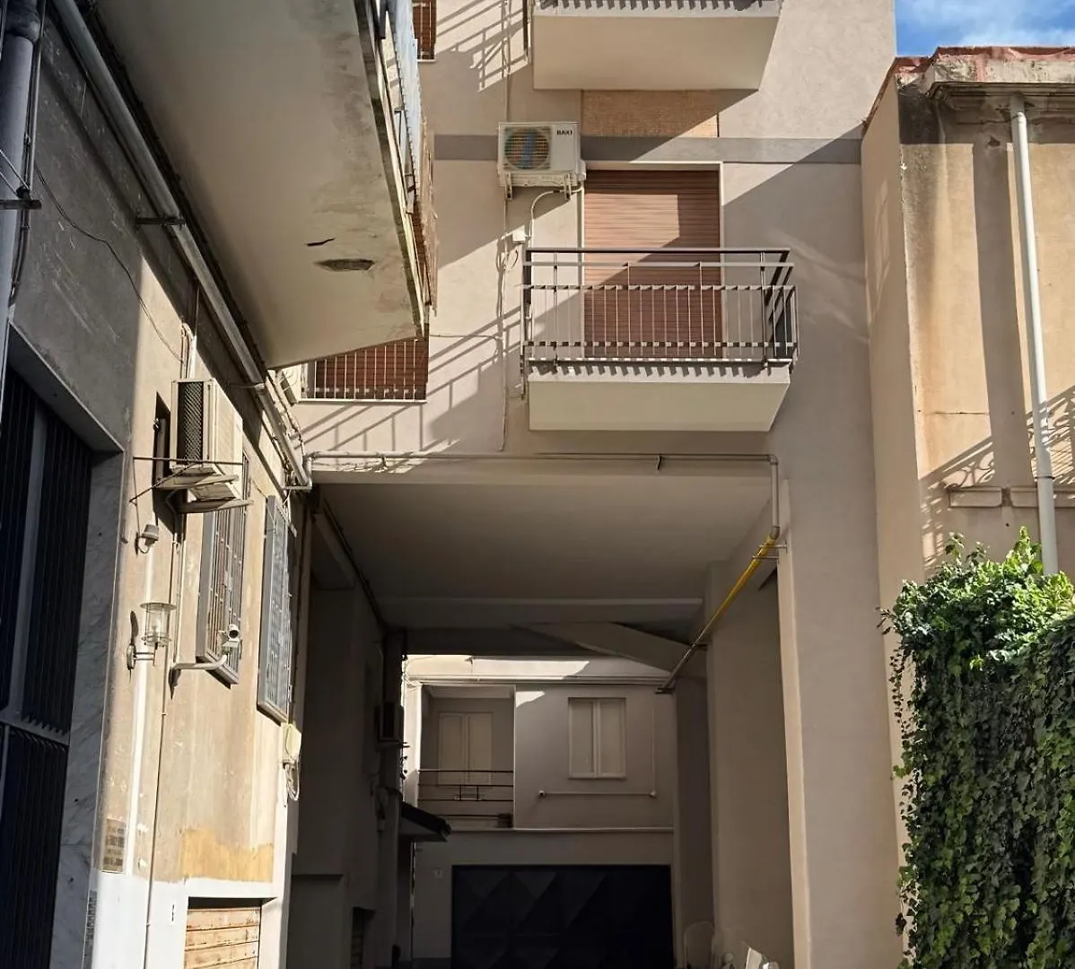 Luca'S Apartament Catania Apartment