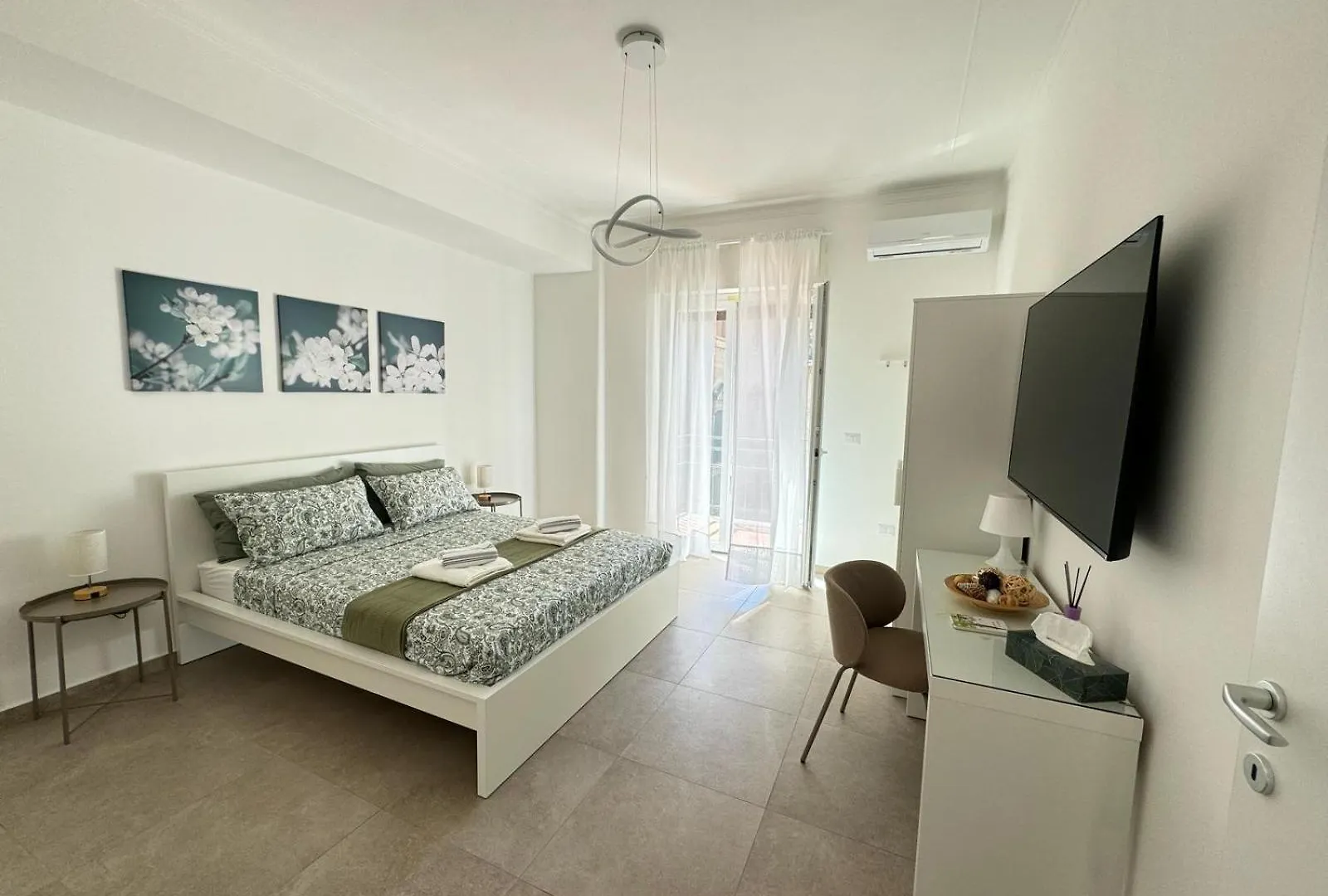Luca'S Apartament Catania Italy
