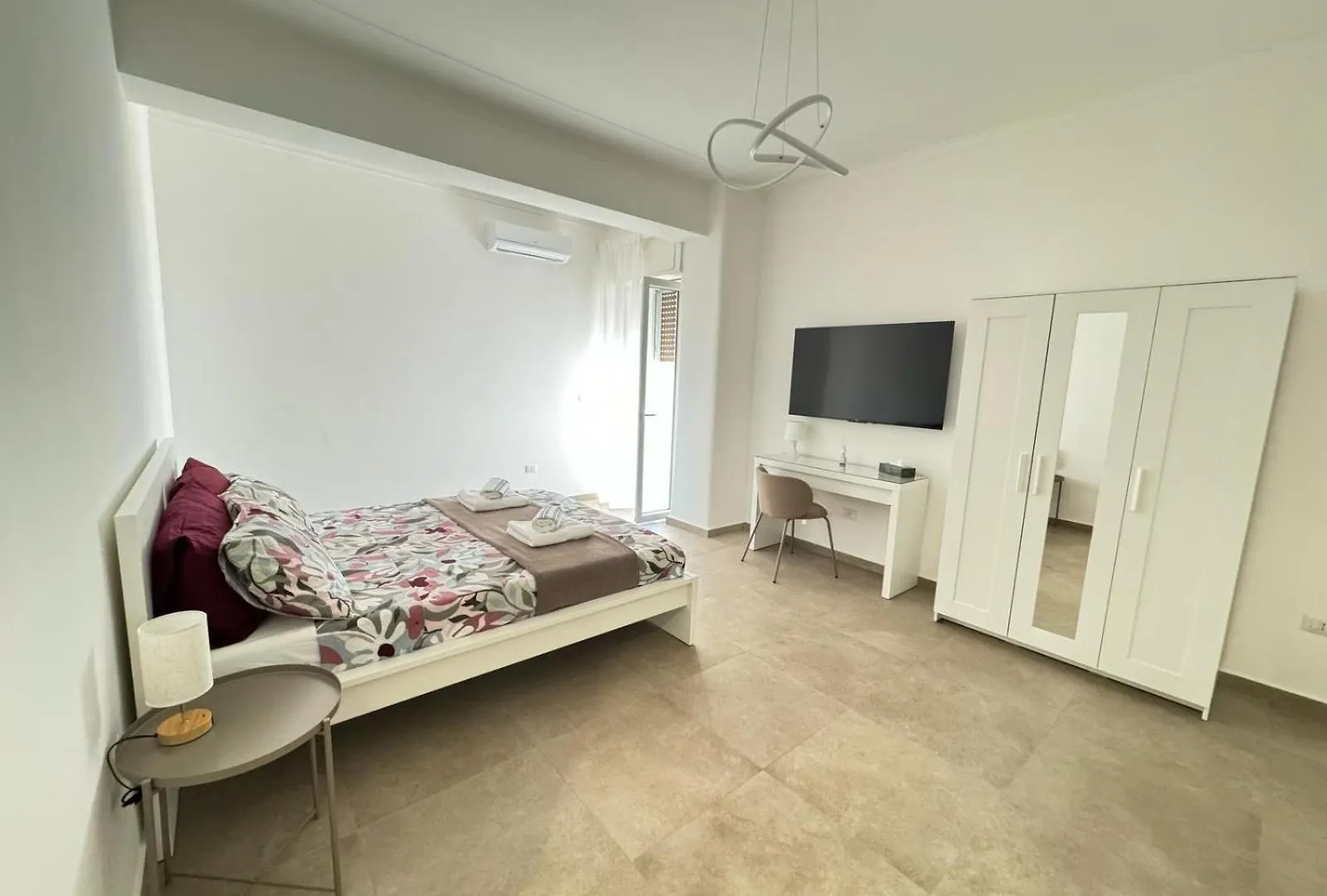 Luca'S Apartament Catania 0*,